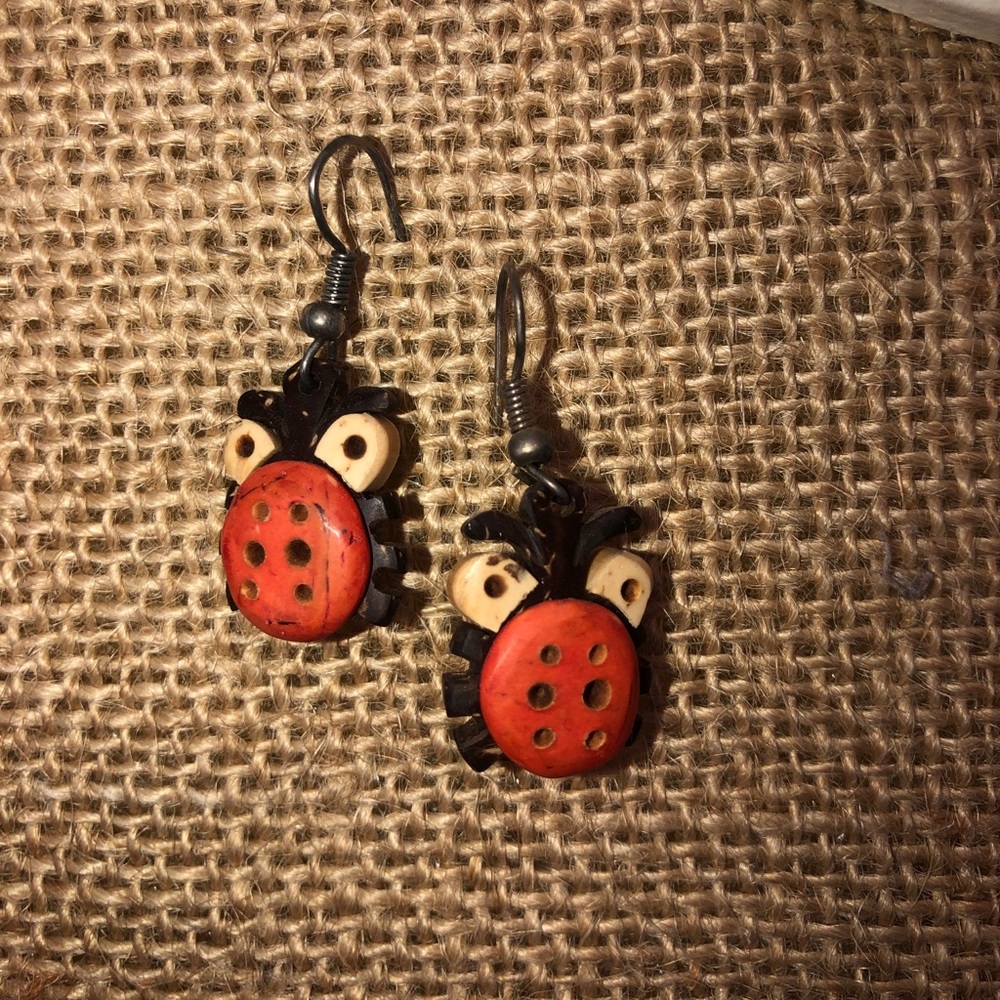 🌹✨ Lady Bug Earrings
